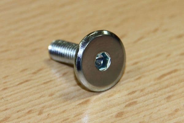 WOW Flat Top Head Bolt M6 x 30mm with WOW logo bolt covers