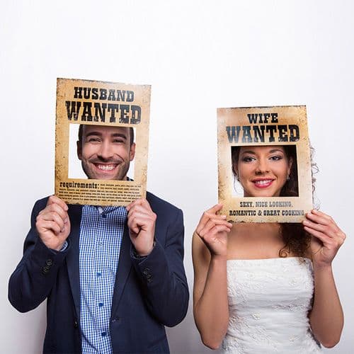 Photo Booth Props - Κάρτες για το photobooth:  Husband Wanted / Wife Wanted