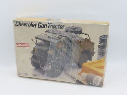 Italeri/Testor Kit No 778 - Chevrolet Gun Tractor