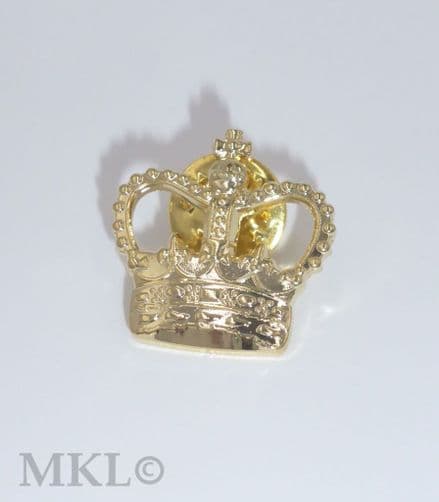 Lapel Pin Badge - Gold Crown