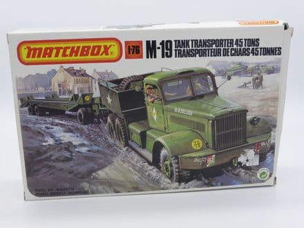 Matchbox  M19 Tank Transporter 45 Tons Plastic Model Kit Number 40174 (A)