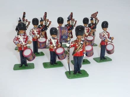 WB00214 - Scots Guards; Band of the Pipes and Drums 1899