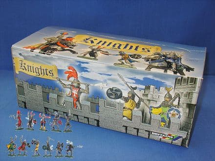 WB17852 Box of Foot Knights 48 Pieces