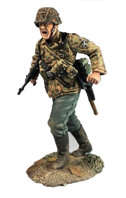 WB25063 Waffen SS Advancing with MP-40