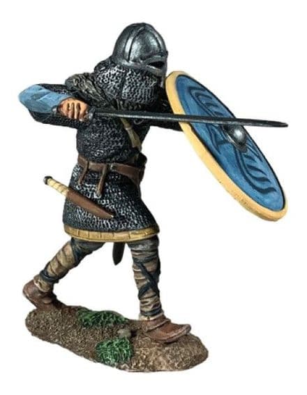 WB62143 - Viking Defending with Sword and Shield (Svend)