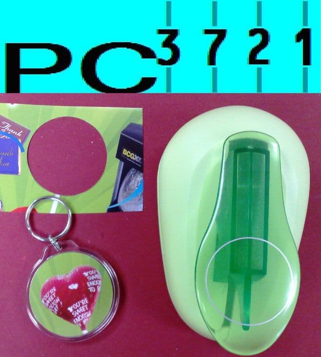 100 Blank Round Plastic Keyrings 45 mm Diameter Insert + Matching Photo Punch 96506PP